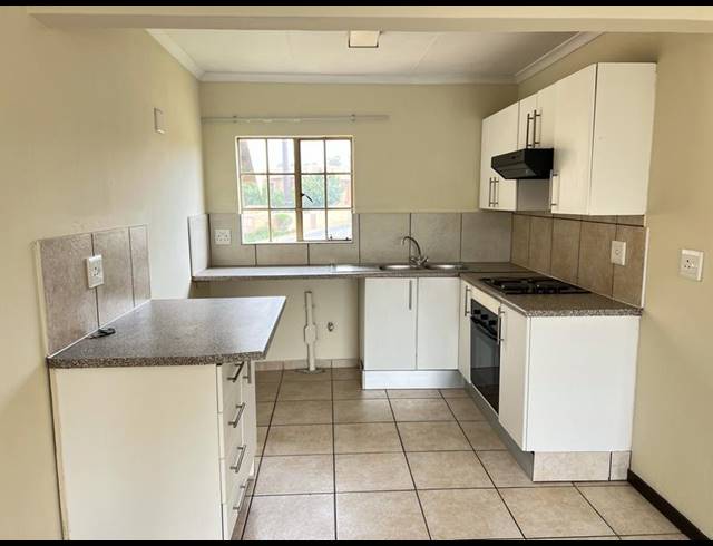 2 BEDROOM APARTMENT FOR SALE IN NORTHGATE